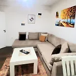 Tulips Central Apartment-Free Parking