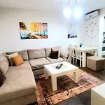 Tulips Central Apartment-Free Parking